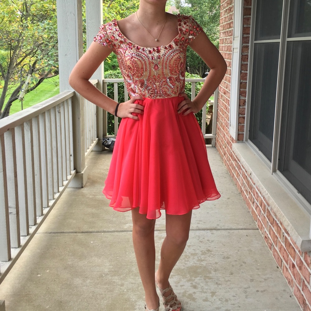 Cocktail/Homecoming Dress